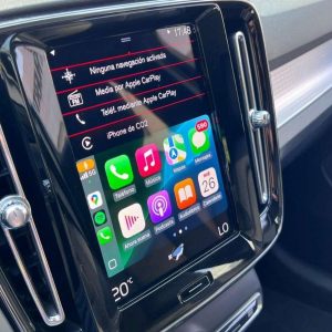 Volvo XC 40 T4 Momentum full